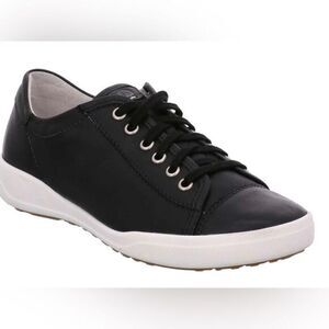NIB Josef Seibel Women’s Black Leather Sina 11 Lace Up Sneaker Style - Size 6.5